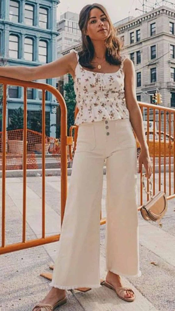 cream jeans with floral top