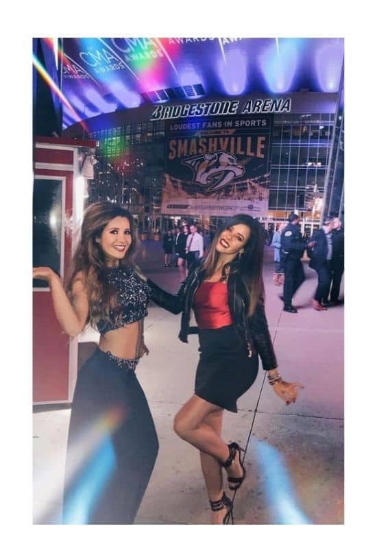 what to wear to the CMA award show