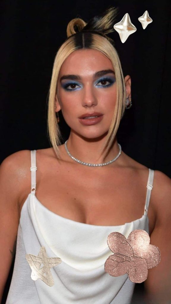 blue eyeshadow outfit ideas