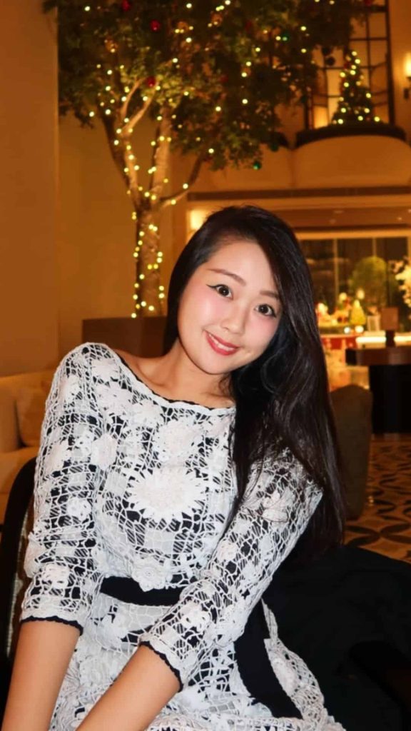 feminine winter outfit