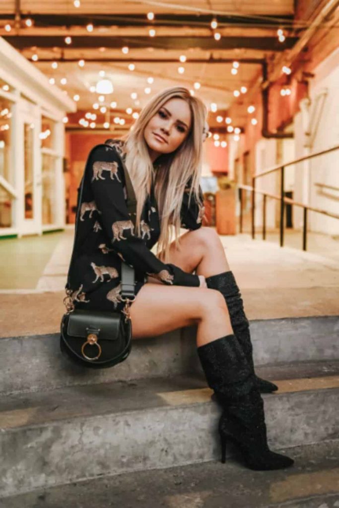 RHINESTONE BOOTS IN MONOCHROME WAY