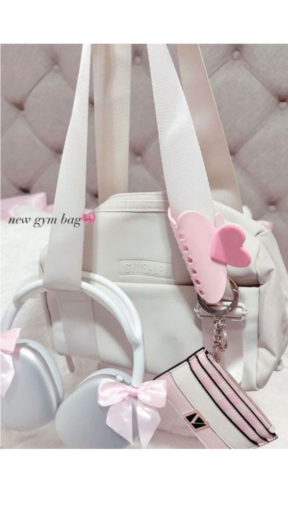 gymshark white bag and earphones