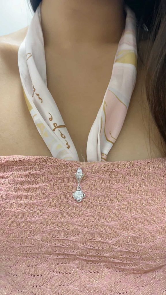 How to turn a bodycon dress into a tube top