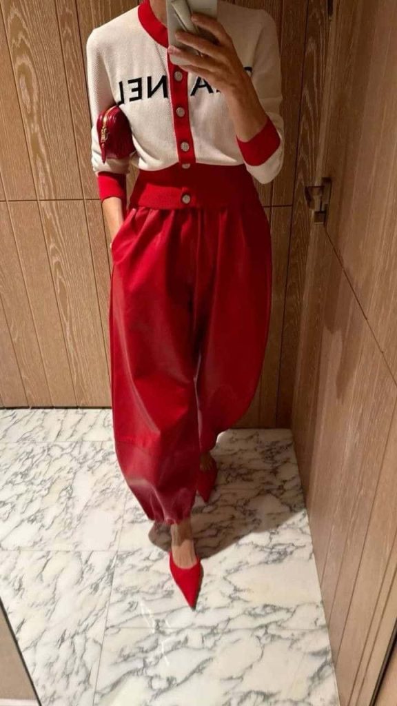 what to wear with red heels