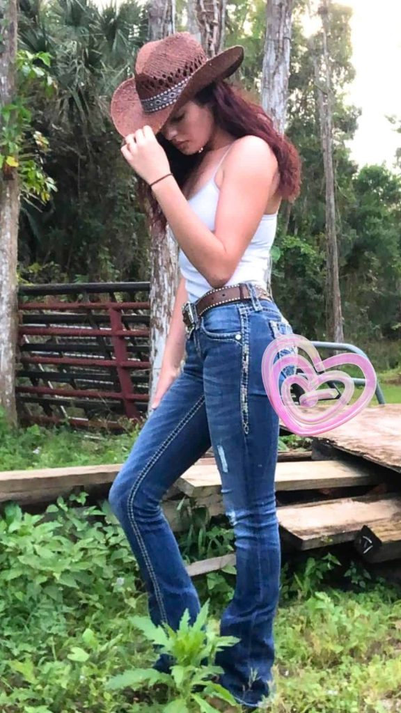 Rock Revival jeans outfits white top