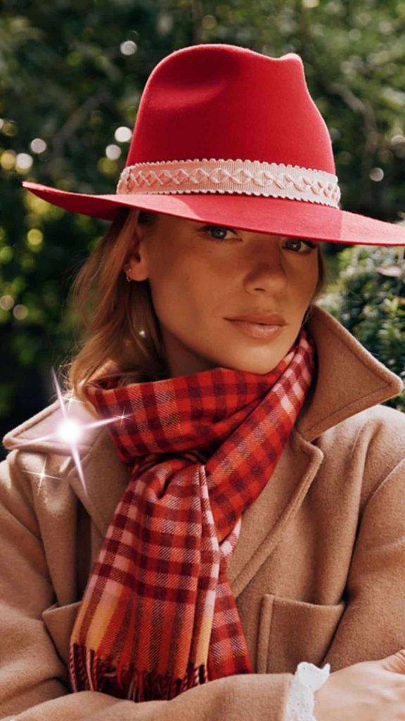 how to wear fedora hat