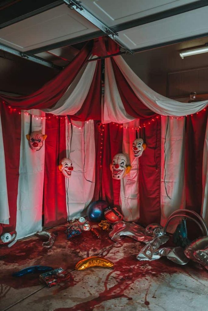 What to wear to a haunted house