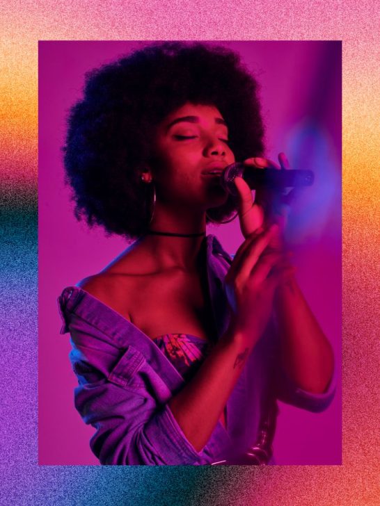 10 real-life looks to wear to open mic night + 1 tip to feel less overwhelmed!