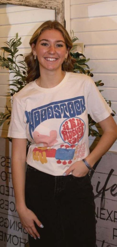 what to wear to woodstock grrovy party