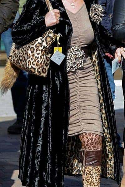 what to wear with leopard shoes