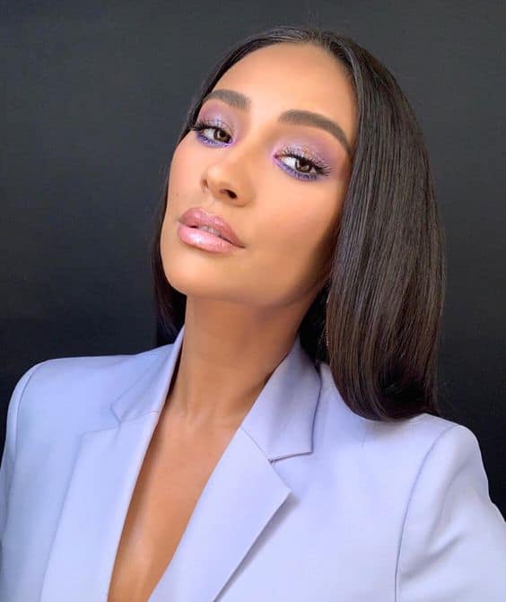 what clothes to wear purple eyeshadow