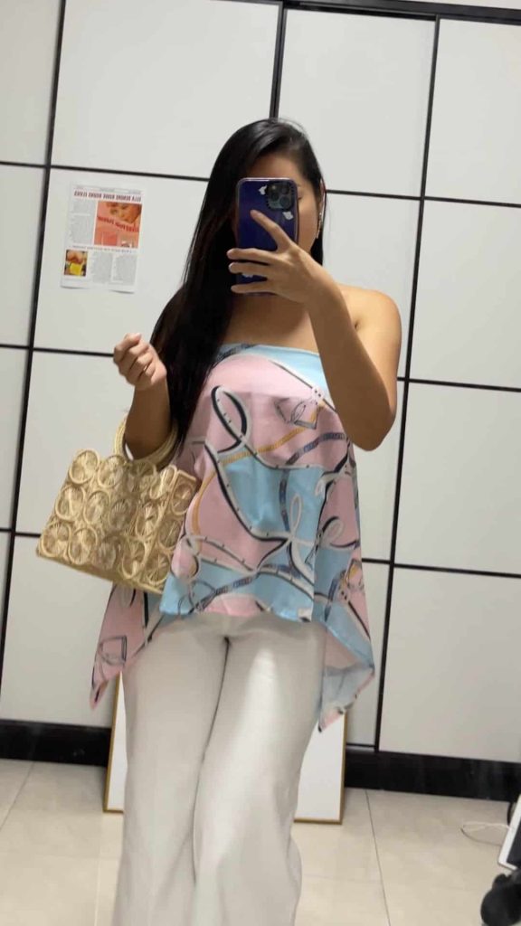 billowy print top white jeans