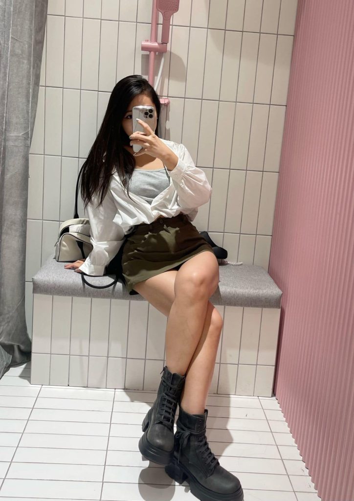 what to wear white shirt ladies