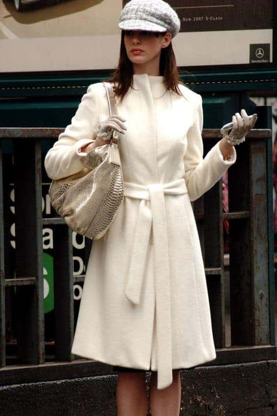  White makes you look classy and elegant