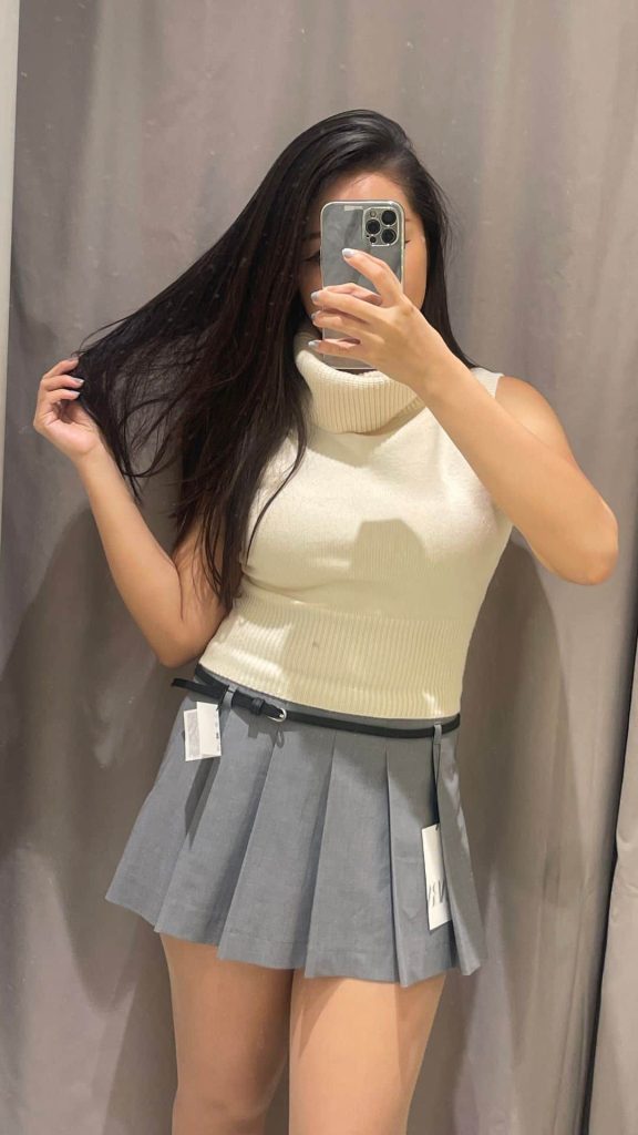 white turtleneck try on outfits