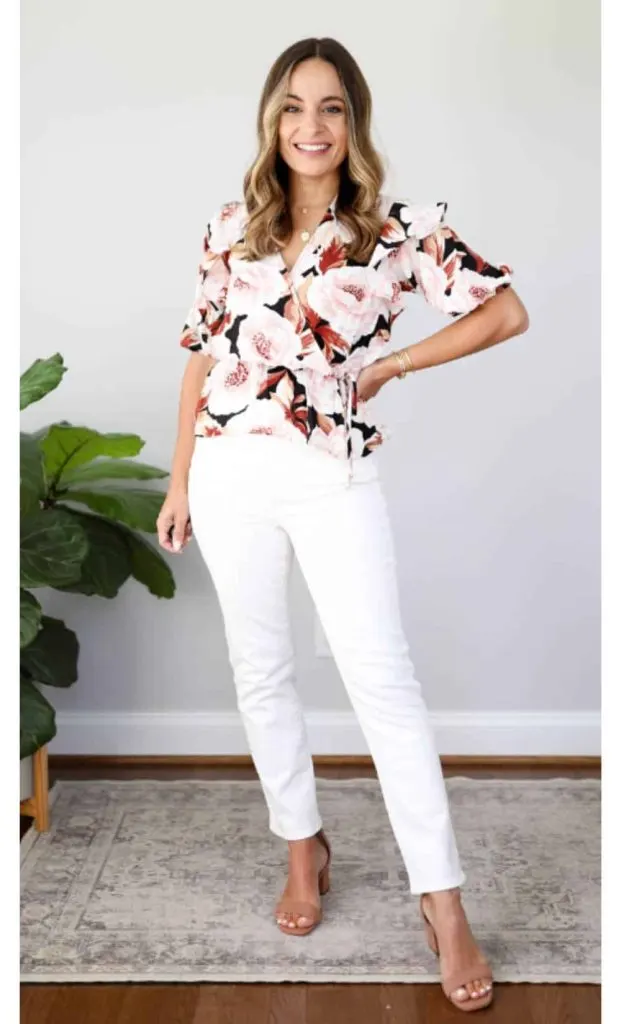 white jeans workplace outfit
