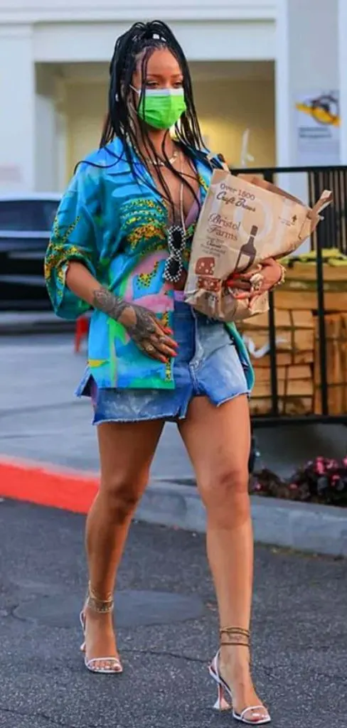 street style hawaiian shirt outfit idea