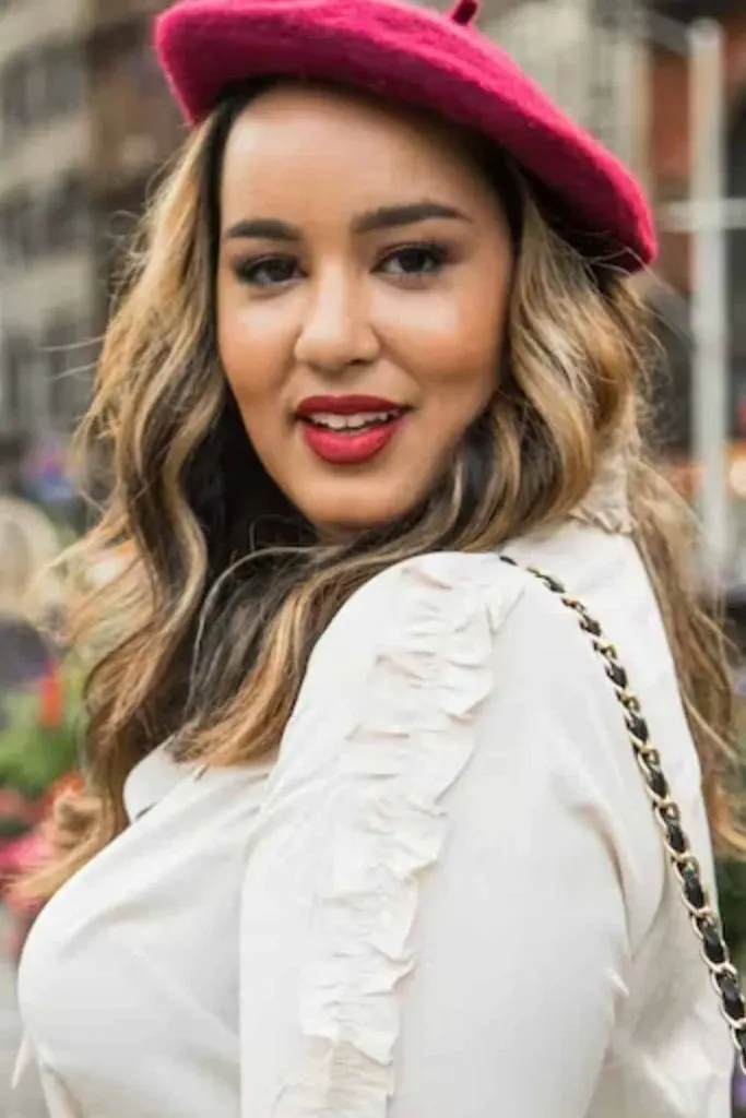 BERET FOR A FRENCH GIRL LOOK