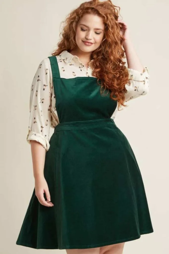 LAYER THE SHIRT FOR FRENCH GIRL LOOK