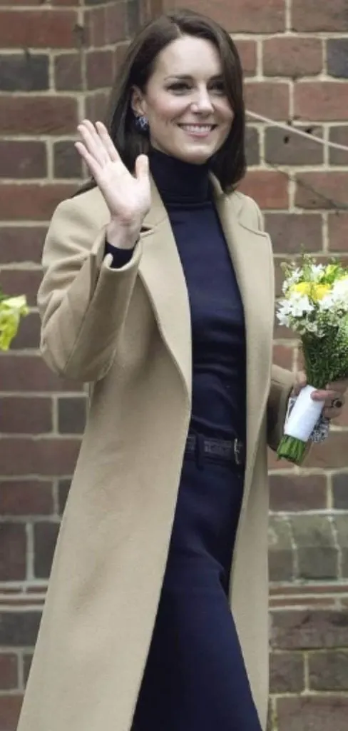 How to dress old money