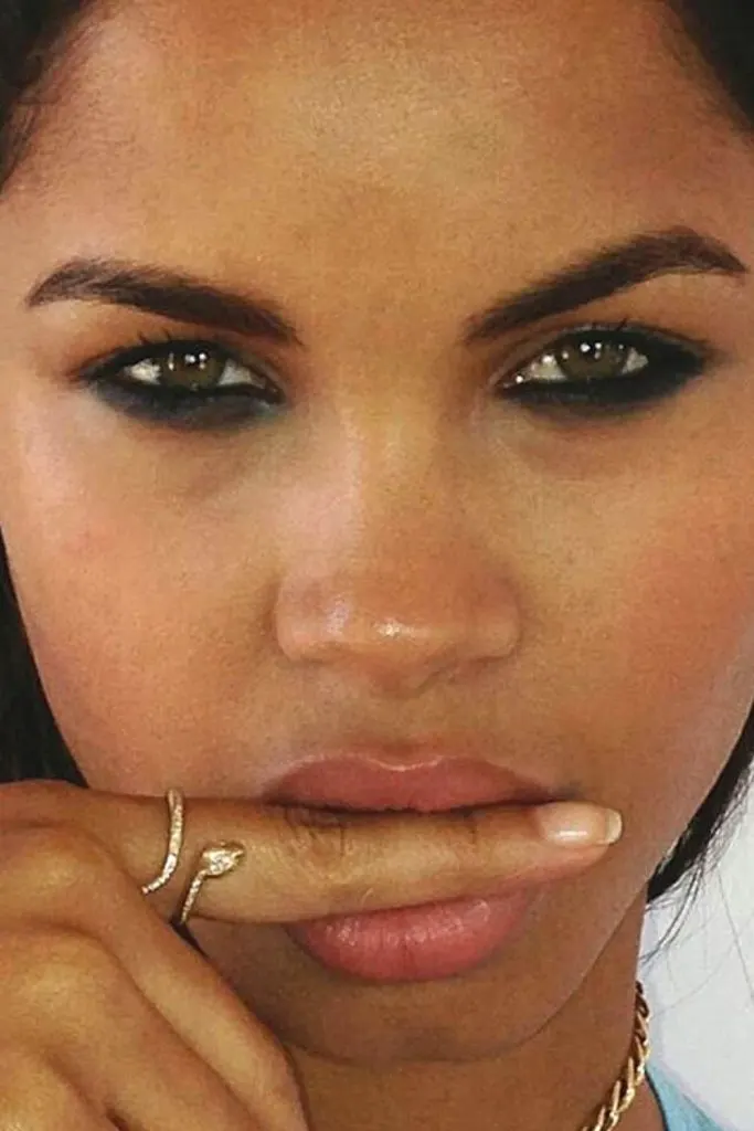 avoid wearing black under eye eyeliners