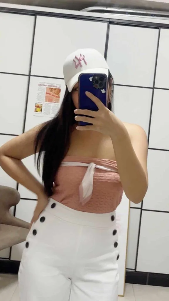 How to turn a bodycon dress into a tube top