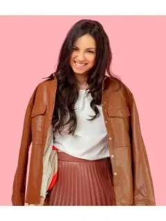 How to wear a pleated dress as a plus size