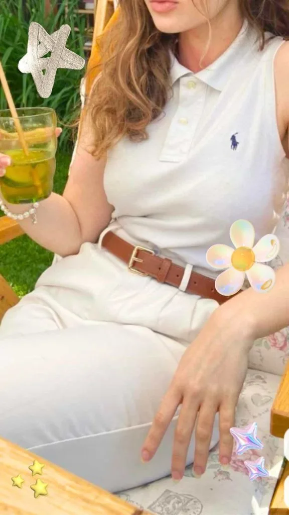 FEMININE sleeveless polo shirt