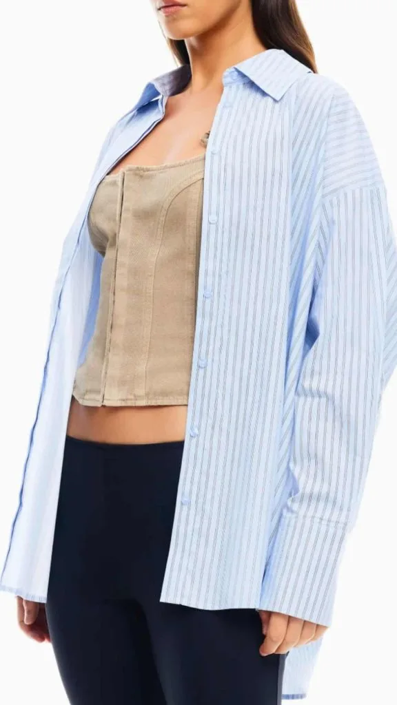 vertical striped shirt