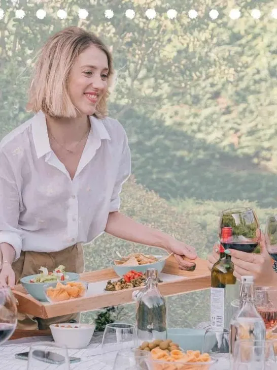 what to wear to class reunion