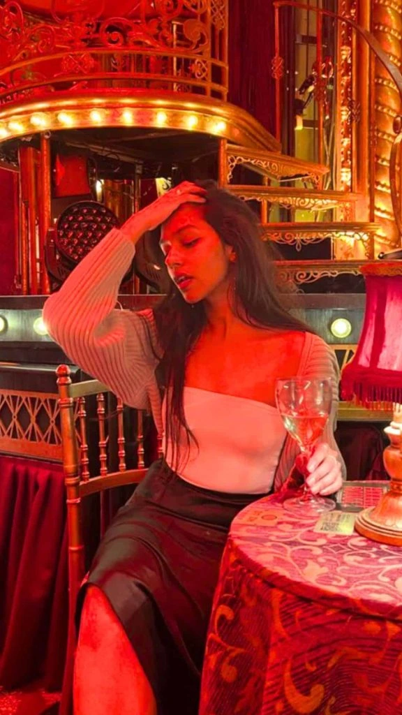 Moulin Rouge OUTFIT IDEA